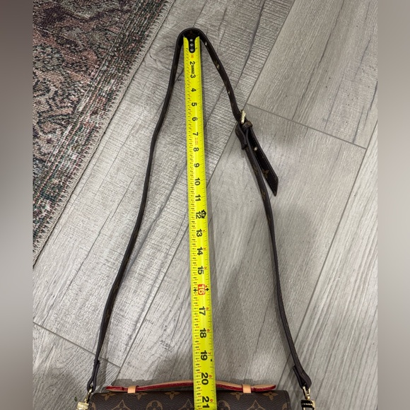 L.V. Bag - Picture 11 of 13